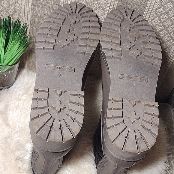 Bernardo Zora Quilted Rain Boots - Picture 6 of 16